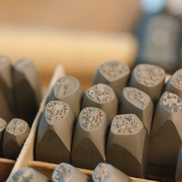 Aster September Birth Flower Charm Gift Necklace - Picture 13 of 16